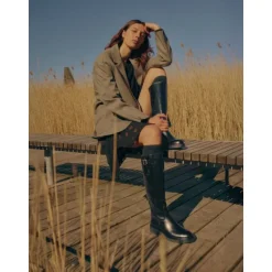 Angulus 7866 langskaftet støvle i sort skind