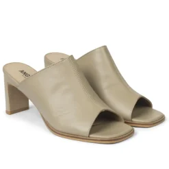 Angulus 5724 slip in sandal i beige