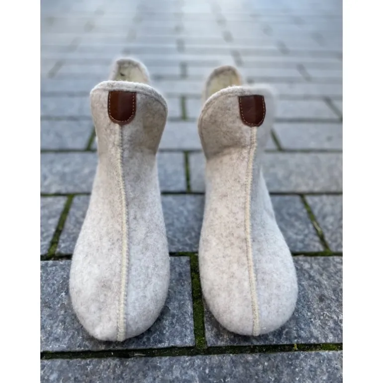 Bella Moda V23250 hjemmesko i creme med 100% uldfoer