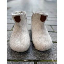 Bella Moda V23260 hjemmesko i creme med uldfoer