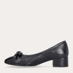 Billi Bi A8060 ballerina sko i sort skind med lille hæl
