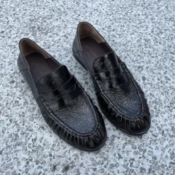 Copenhagen Shoes Paris And Me loafer i sort lakskind