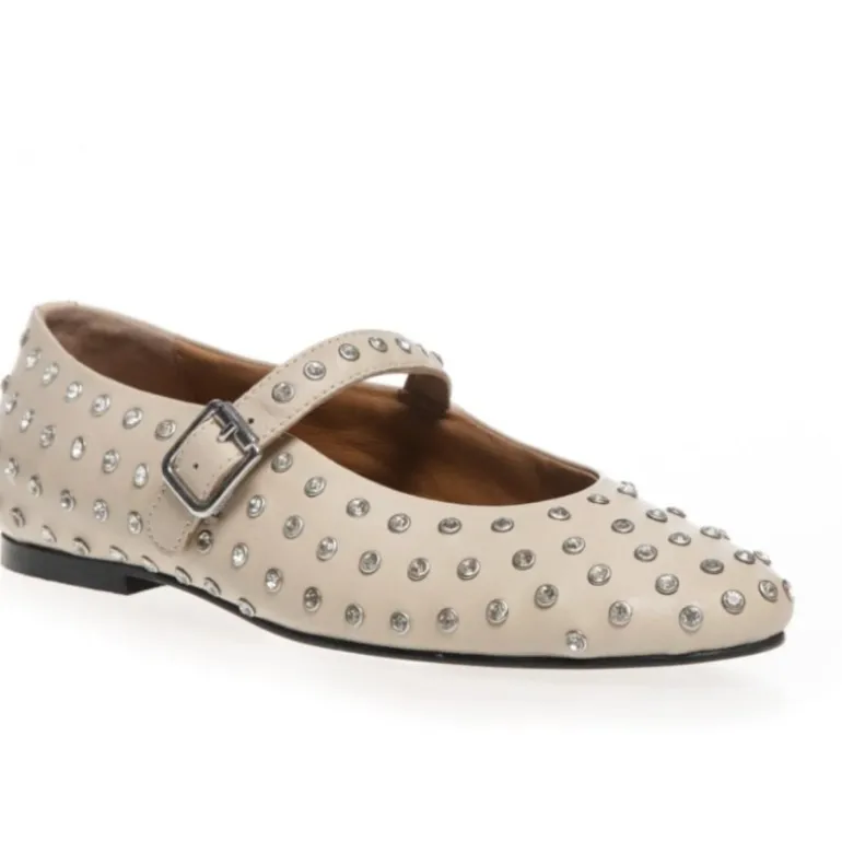 Copenhagen Shoes The Lovely Move ballerina i beige med nitter