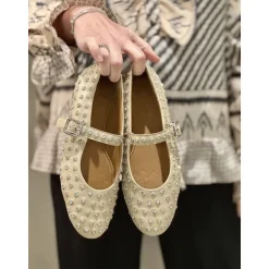 Copenhagen Shoes The Lovely Move ballerina i beige med nitter