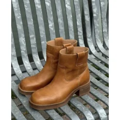 Pavement Jenny ankelstøvle i tan vintage læder