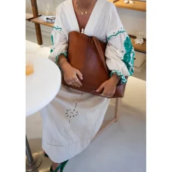 RE:DESIGNED Taske Malou Big Walnut