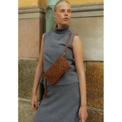 RE:DESIGNED Taske Mika Small i Burned Tan flet