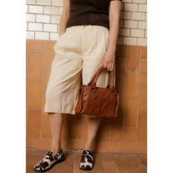 RE:DESIGNED Taske Miri small Walnut