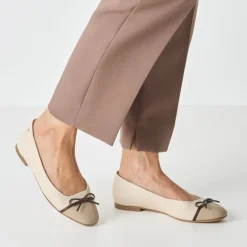 Tamaris 22137 ballerina i lyse kombinationer