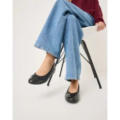 Tamaris 22116 ballerina sko i sort skind