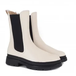 Tamaris 25452 cremefarvet støvle med chunky sål