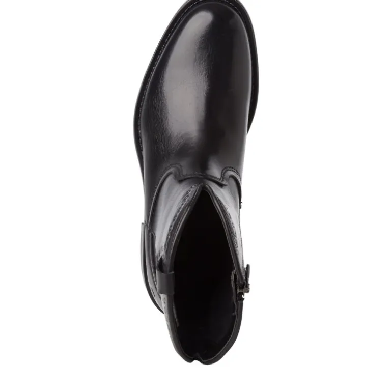 Tamaris 25003 støvle i sort skind med nitter