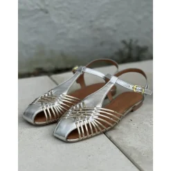 Unisa BABIC sandal sko i sølv skind med guld detaljer