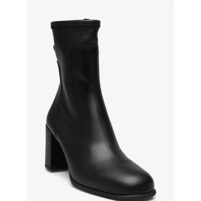 Unisa NIVEL støvle i sort skind med hæl